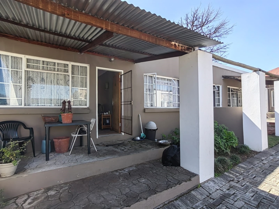 11 Bedroom Property for Sale in Parys Free State
